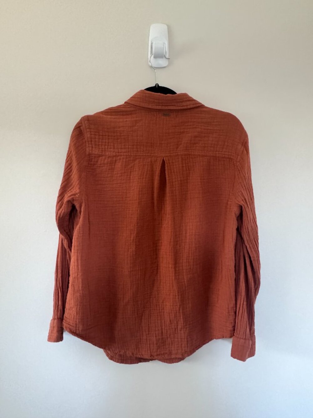 O'Neill - Women's lightweight woven long sleeve shirt - Rustic Brown - Picture 3 of 9